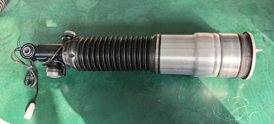 BMW F02 37126794147用の後部空気懸垂スプリングショック吸収器